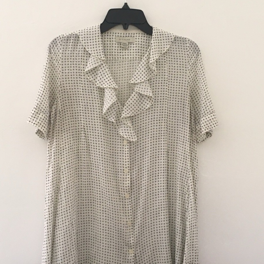 • anthropologie lightweight blouse •